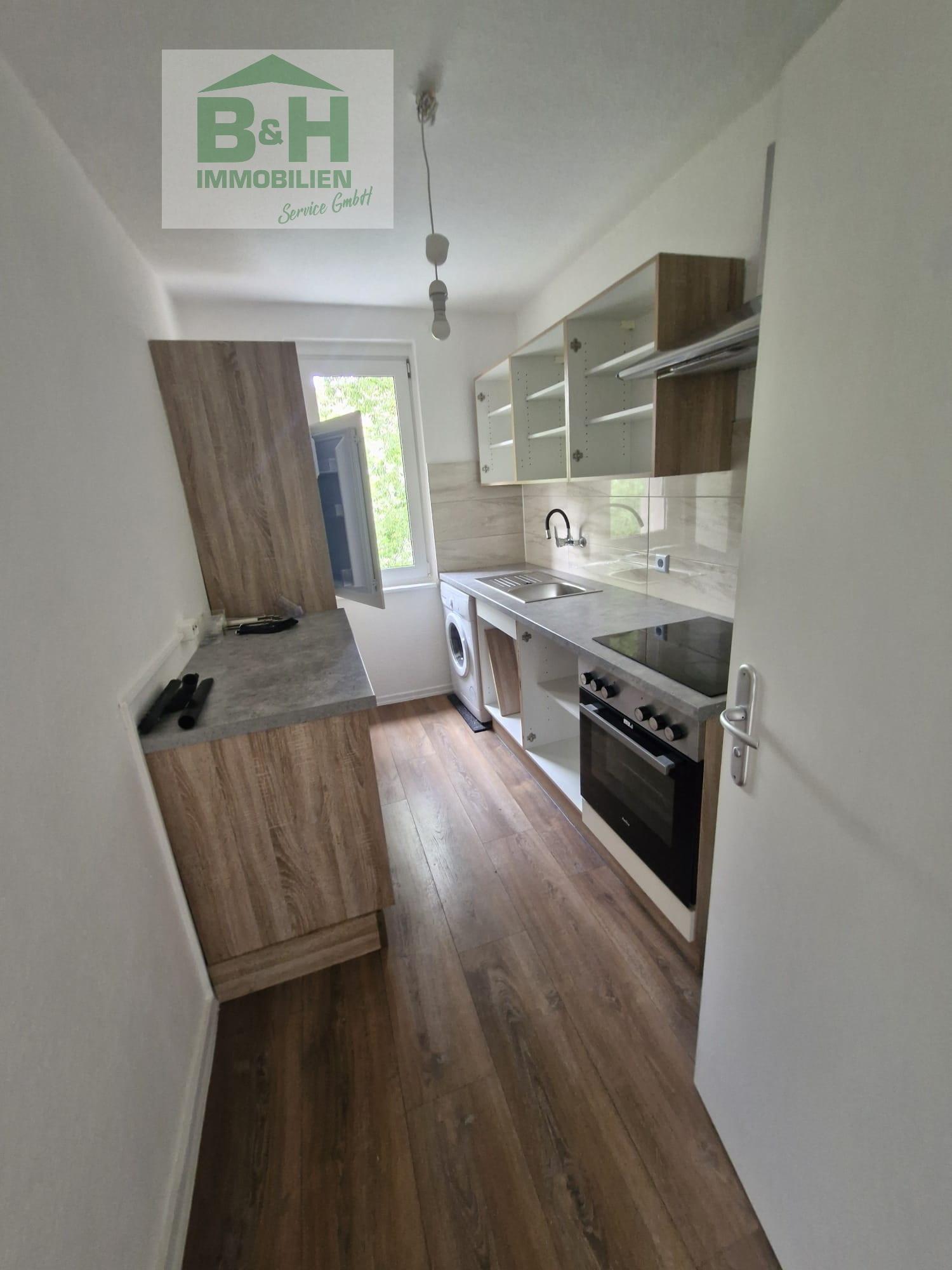 Hübsche 3 Raum Wohnung mit Balkon und Einbauküche in Wolfen — Vorschaubild 5